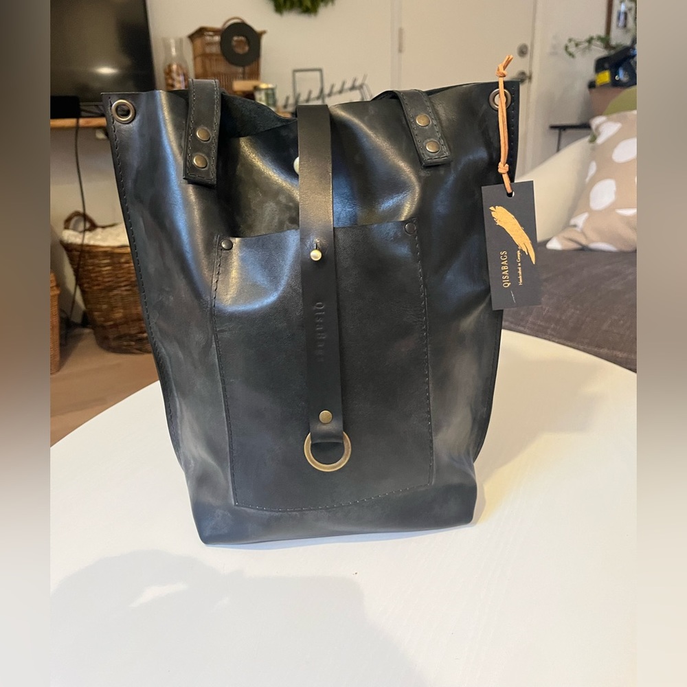 Black leather by Qisabags